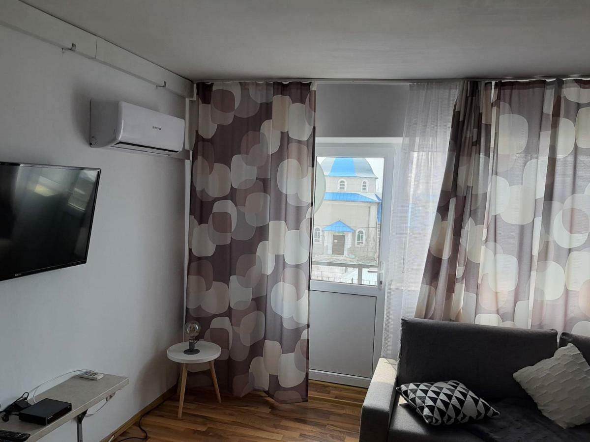 Apartament 2 Camere Sulina Bagian luar foto